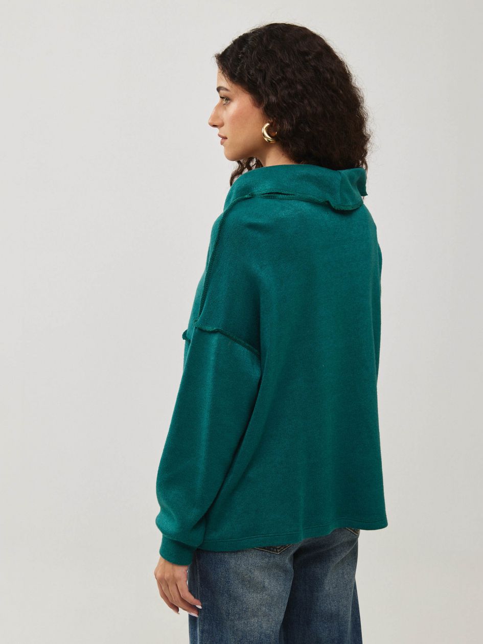 חולצה סריג צווארון